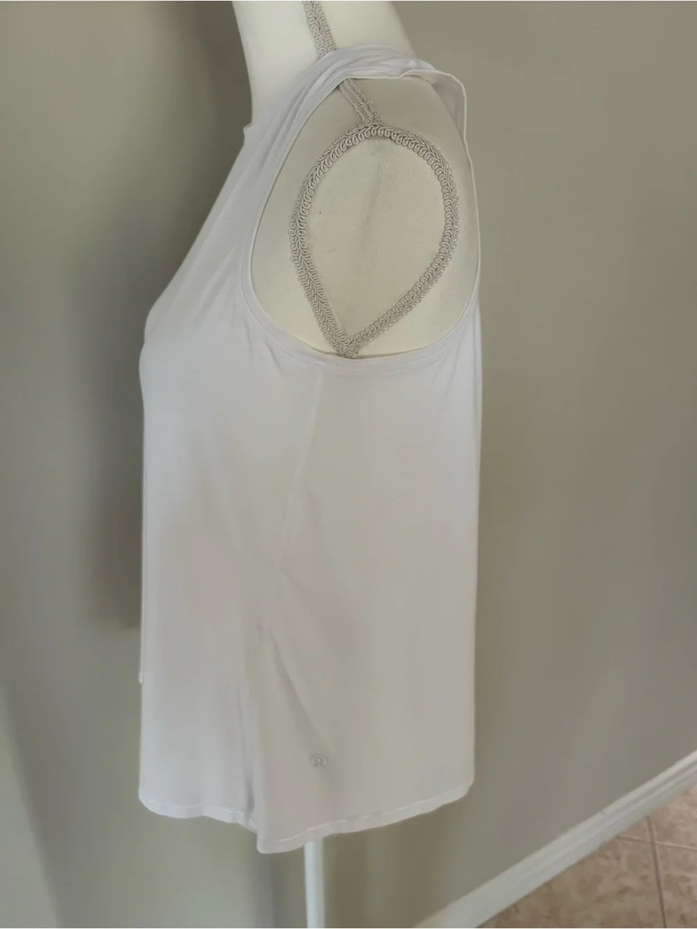 Lululemon White Halter Neck Women's Tank Top With Open Back